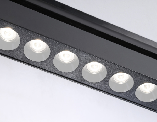 картинка Трековый светильник однофазный светодиодный Ambrella TRACK SYSTEM GL6715 от магазина BTSvet