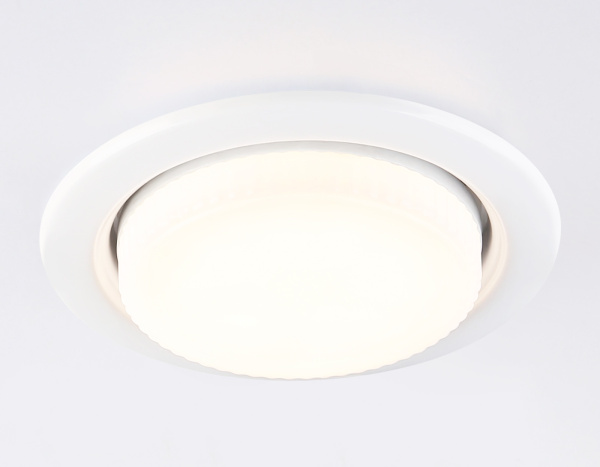 картинка Точечный встраиваемый светильник Ambrella STANDARD SPOT G10101 от магазина BTSvet