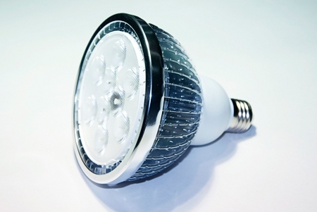 картинка Лампочка светодиодная LC-PAR38-E-27-9W-WW от магазина BTSvet