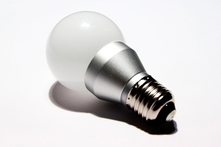 картинка Лампочка светодиодная LC-ST-E27-5-WW от магазина BTSvet