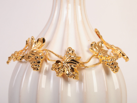 картинка Интерьерная настольная лампа TL.8101-1GO от магазина BTSvet