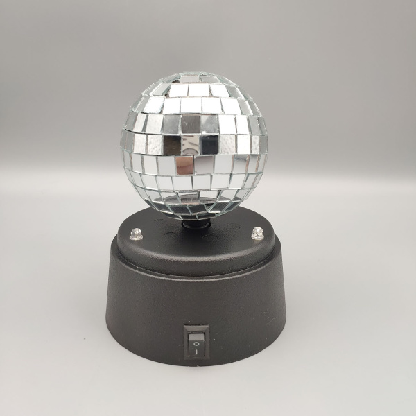 картинка Настольный ночник Disco 689/L LED(черный) от магазина BTSvet