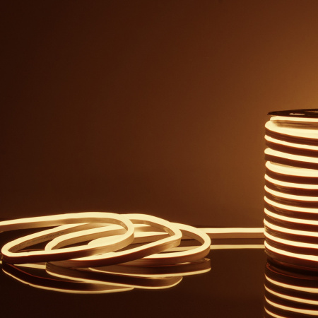 картинка Светодиодная лента LS 001 220V 9,6 IP67 LS001 220V от магазина BTSvet