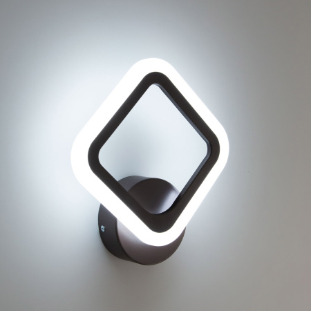 картинка Бра светодиодное с регулировкой цветовой температуры и яркости Марсель Смарт CL232B315 от магазина BTSvet