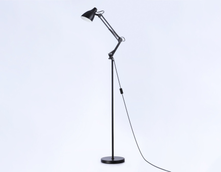 картинка Торшер с выключателем TRADITIONAL TR97643 от магазина BTSvet