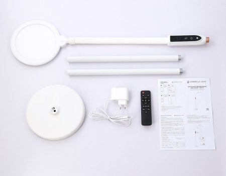 картинка Торшер светодиодный с пультом TRADITIONAL TR97701 от магазина BTSvet