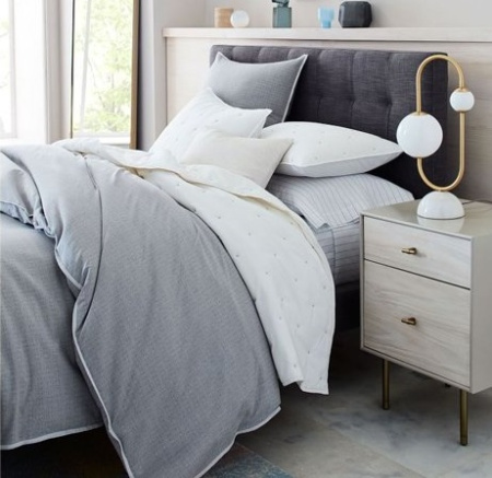 картинка Интерьерная настольная лампа светодиодная 43,376 от магазина BTSvet