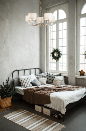 картинка Подвесная люстра Luxe H006PL-05G от магазина BTSvet