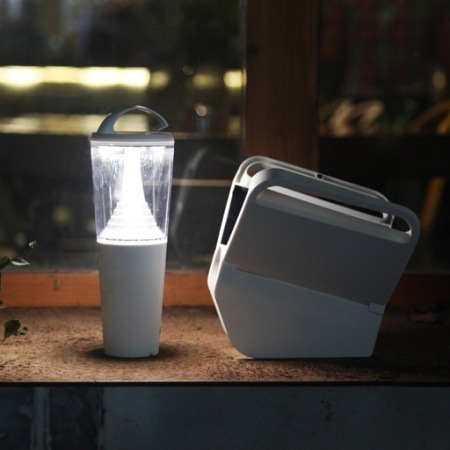 картинка Кемпинговый фонарь светодиодный на солнечных батареях IP44 P9003-ST W от магазина BTSvet