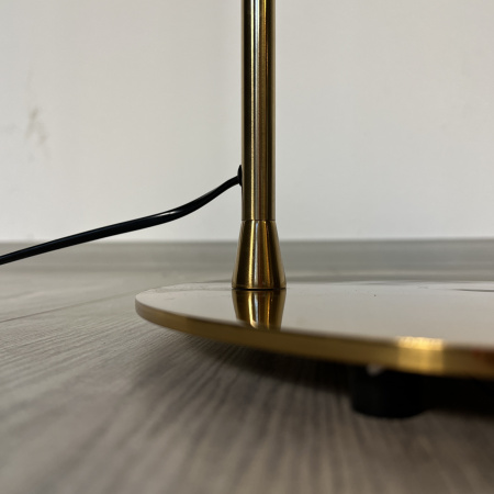 картинка Торшер от магазина BTSvet