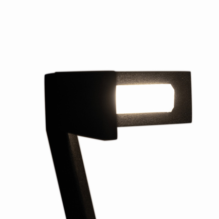 картинка Интерьерная настольная лампа светодиодная Vector 7331 от магазина BTSvet