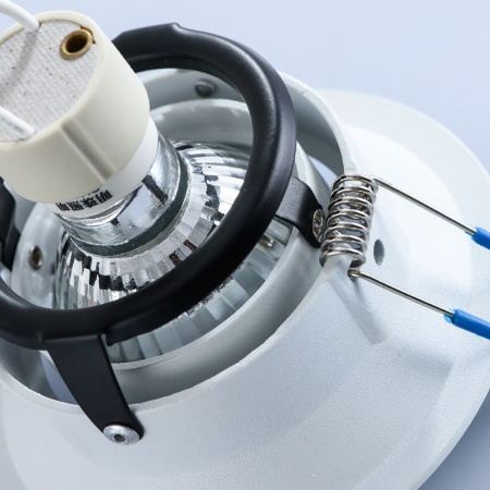 картинка Точечный светильник A6668PL-1WH от магазина BTSvet