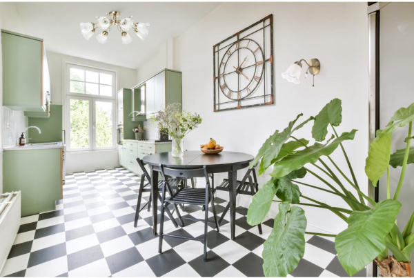 картинка Бра DeMarkt Флора 670021201 от магазина BTSvet