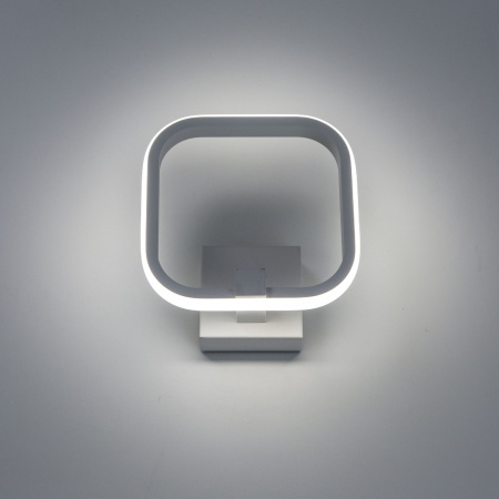 картинка Бра светодиодное с регулировкой цветовой температуры и яркости Бакстер CL230B310 от магазина BTSvet