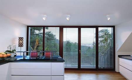 картинка Спот Uni 348124 от магазина BTSvet