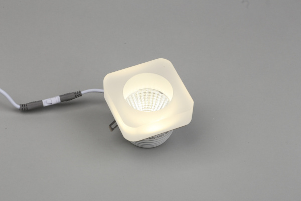 картинка Встраиваемый светильник светодиодный Dayon APL.0104.19.05 от магазина BTSvet