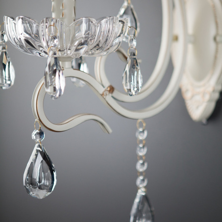 картинка Бра свеча 12205/1 белый Strotskis от магазина BTSvet