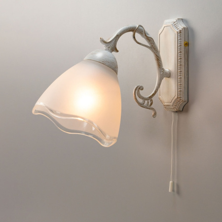 картинка Бра с выключателем Патина Латур CL413410 от магазина BTSvet