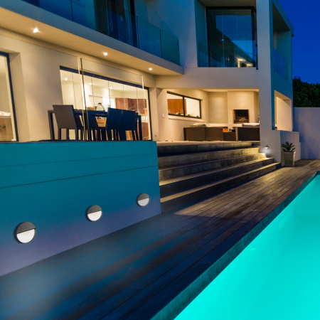 картинка Настенный светильник уличный светодиодный Baker 7017 IP54 от магазина BTSvet