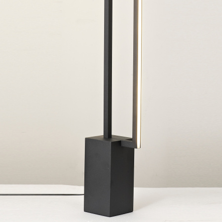 картинка Торшер светодиодный Mural 7465 от магазина BTSvet