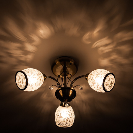 картинка Потолочная люстра 30026/3 античная бронза от магазина BTSvet