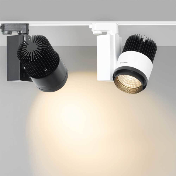 картинка Трековый светильник светодиодный LGD-537WH-40W-4TR Warm White (Arlight, IP20 Металл, 3 года) 017775 от магазина BTSvet