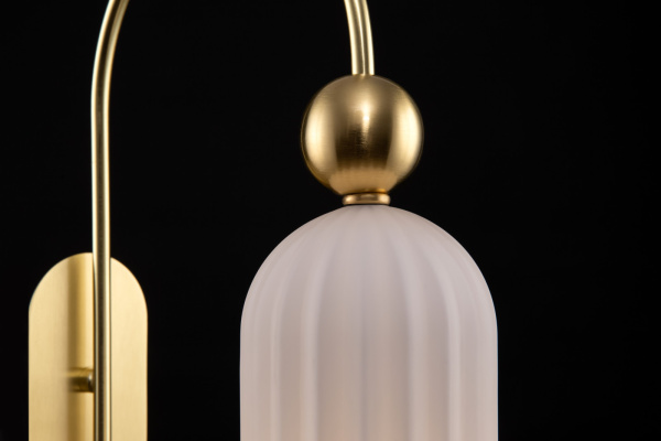 картинка Бра Antic MOD302WL-01W от магазина BTSvet