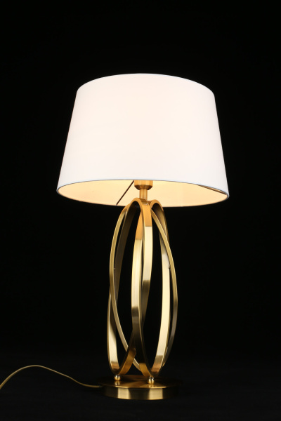 картинка Интерьерная настольная лампа Monika APL.739.04.01 от магазина BTSvet