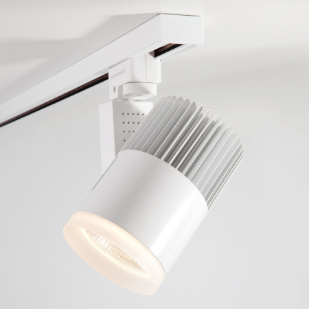 картинка Светодиодный трековый светильник Accord Белый 30W 4200K (LTB20) от магазина BTSvet
