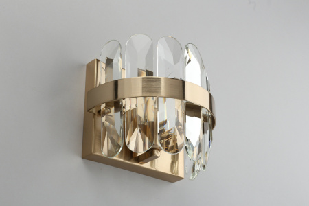 картинка Бра хрустальное Jola APL.749.01.01 от магазина BTSvet