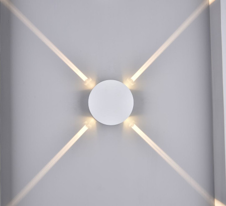 картинка Архитектурная подсветка светодиодная STAR GW-A131-4-4-WH-WW IP54 от магазина BTSvet