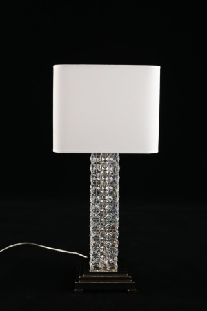 картинка Интерьерная настольная лампа с выключателем Ireni APL.736.04.01 от магазина BTSvet