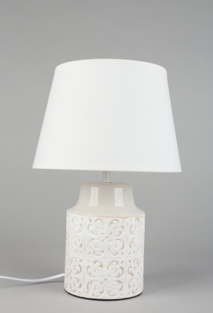 картинка Интерьерная настольная лампа с выключателем Zanca OML-16704-01 от магазина BTSvet