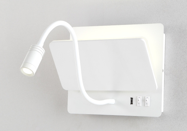 Бра светодиодное с выключателем и USB-портом CLT 226W250USB WH