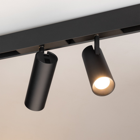 картинка Трековый светильник светодиодный MAG-SPOT-45-R65-18W Warm3000 (BK, 36 deg, 24V) (Arlight, IP20 Металл, 3 года) 033087 от магазина BTSvet