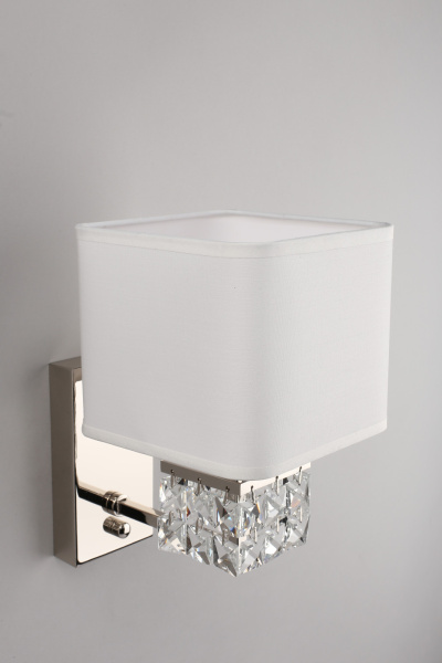 картинка Бра Ireni APL.736.01.01 от магазина BTSvet