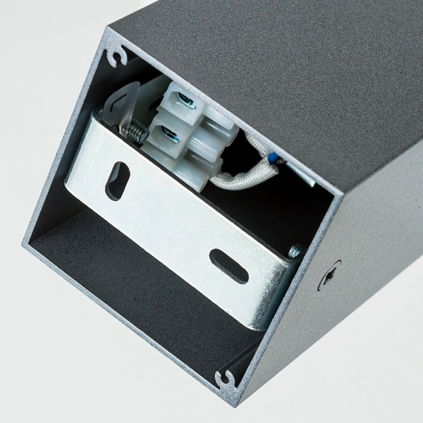 картинка Накладной светильник Bryce 5721 от магазина BTSvet