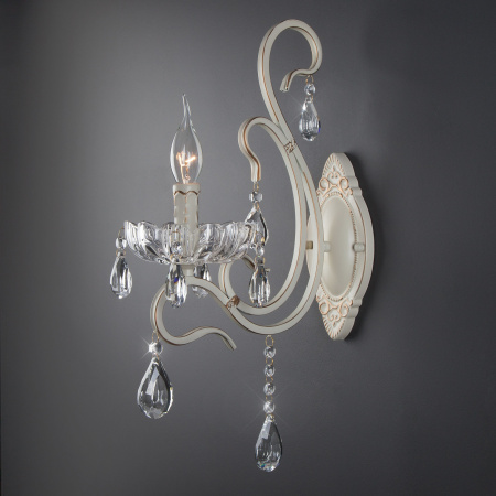 картинка Бра свеча 12205/1 белый Strotskis от магазина BTSvet