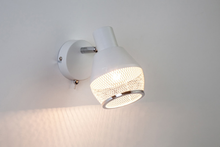 картинка Спот с выключателем Dynamic 1117/1A от магазина BTSvet