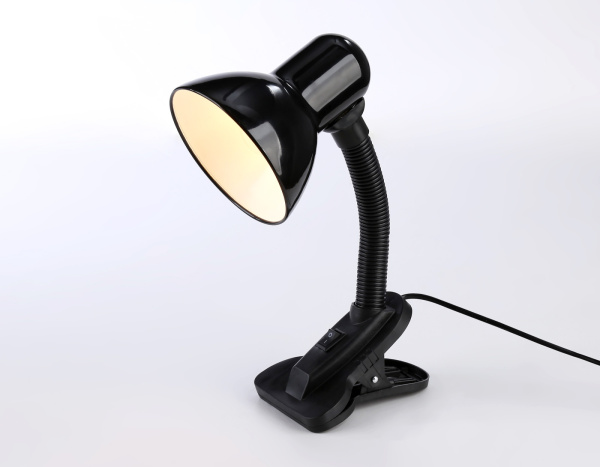 картинка Офисная настольная лампа на прищепке с выключателем Ambrella DESK DE7710 от магазина BTSvet