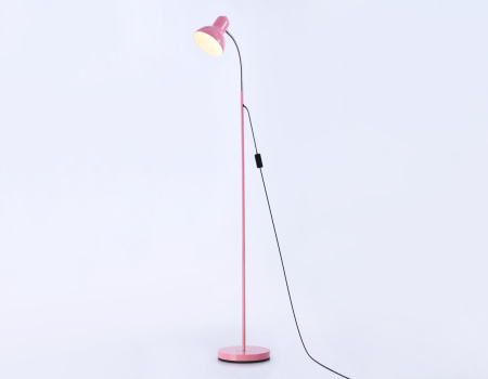 картинка Торшер с выключателем TRADITIONAL TR97664 от магазина BTSvet