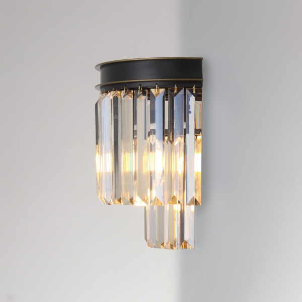 картинка Настенный светильник хрустальный Мартин CL332332 от магазина BTSvet
