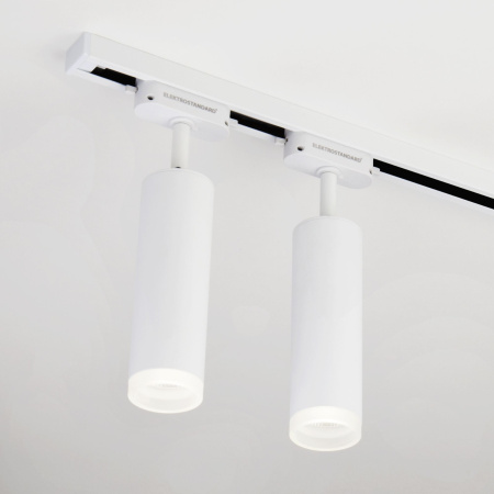 картинка Трековый светодиодный светильник Oskar Белый 10W 4200K (LTB28) от магазина BTSvet