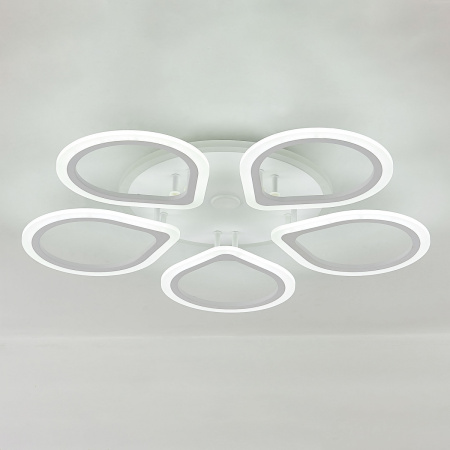 картинка Потолочная люстра светодиодная с пультом и управлением смартфоном регулировкой цветовой температуры и яркости RGB Транай Смарт CL235A150E от магазина BTSvet