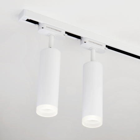 картинка Трековый светодиодный светильник Oskar Белый 10W 4200K (LTB28) от магазина BTSvet