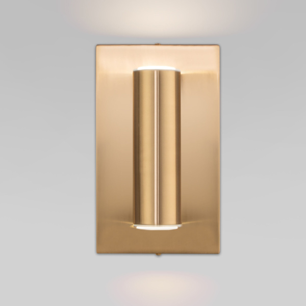 картинка Настенный светильник Adamson 70142/2 латунь от магазина BTSvet