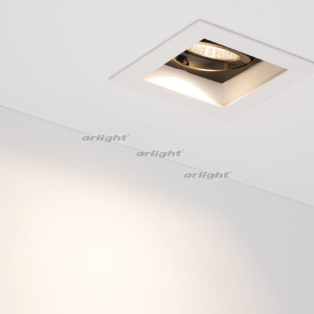 картинка Светильник встраиваемый LED CL-KARDAN-S102x102-9W Warm (WH, 38 deg) (Arlight, IP20 Металл, 3 года) 024137 от магазина BTSvet