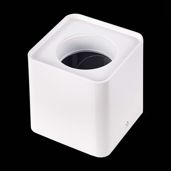 картинка Накладной корпус для светодиодного модуля серии ST850, ST851 ST Luce Shift ST053.502.01 от магазина BTSvet