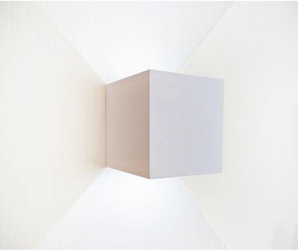 картинка Cветодиодная архитектурная подсветка Куб 08585,01(4000K) от магазина BTSvet