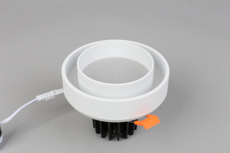 картинка Встраиваемый светильник светодиодный Valletta OML-103209-15 от магазина BTSvet